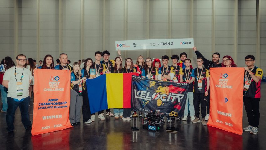 Patru echipe din România pe primele locuri la Campionatul Mondial de Robotică din SUA