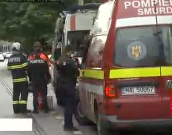 Ascensor cu 7 persoane, căzut în gol la Ministerul Transporturilor