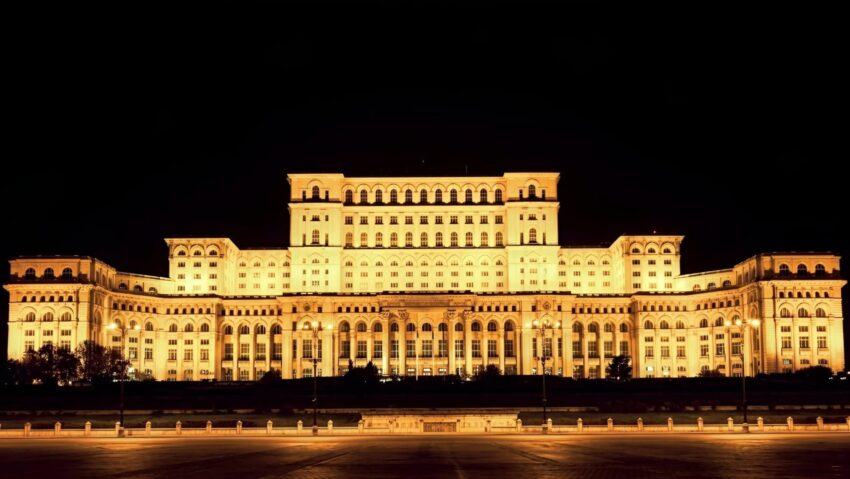 LIVE – PARLAMENTUL ROMÂNIEI: VOT de învestitură pentru guvernul Veștea