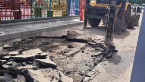 Campania de curățenie și reabilitare a străzilor continuă, în Sectorul 5