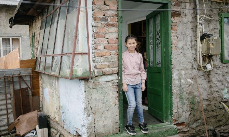 Trei din zece copii români trăiesc în sărăcie