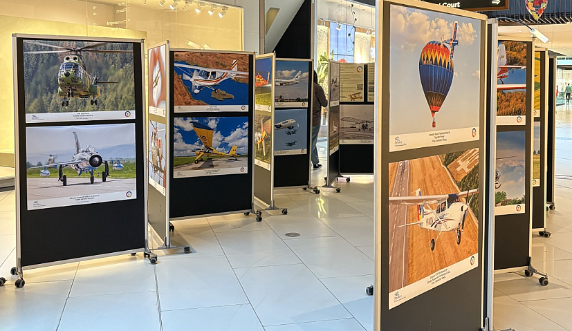 Expoziție de fotografie dedicată aviației românești