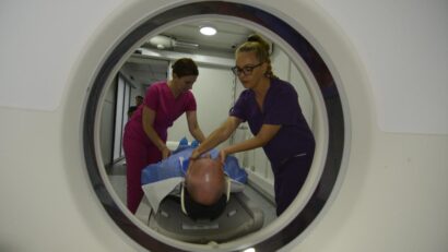 Computer tomograf pentru afecţiuni pulmonare la Centrul Caraiman