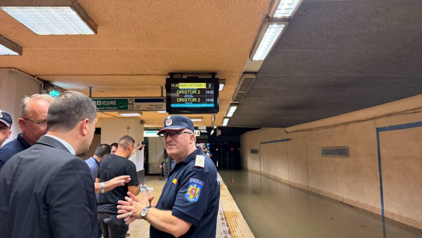 Radu Miruţă: Mai sunt de scos 7 milioane de litri de la stația de metrou de la Piața Victoriei 2