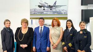 Un nou Boeing 737 MAX al TAROM va purta numele Ivan Patzaichin