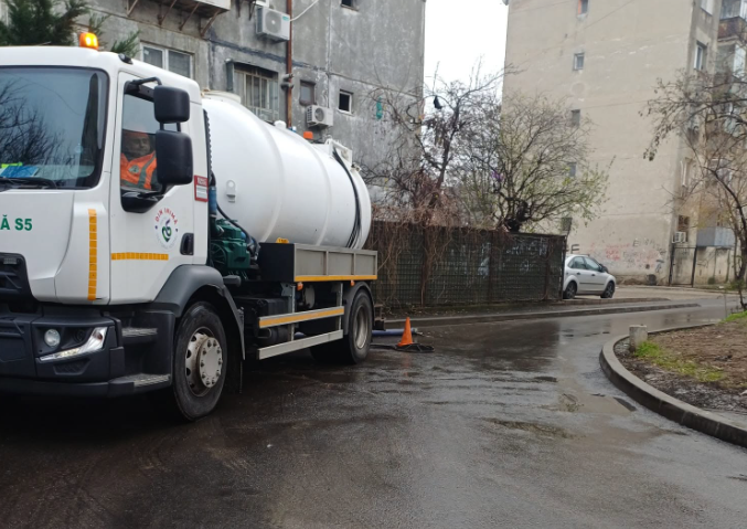 Primăria Sectorului 5 sprijină asociațiile de proprietari în salubrizarea subsolurilor de bloc