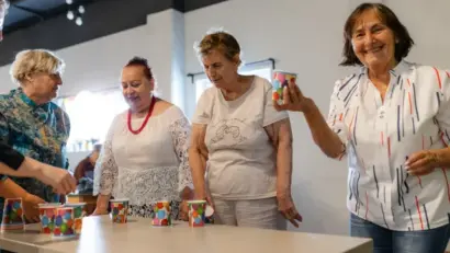 AUDIO| Singurătatea nu este un plan de vacanță: Cum poți schimba vara unui bunic izolat