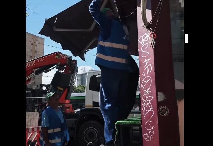 Sector 2: Dispar chișchiurile cu flori, de pe trotuare