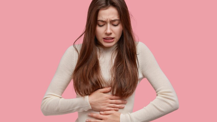 Produsele de igienă feminină, tot mai scumpe. Ce înseamnă „sărăcia menstruală”