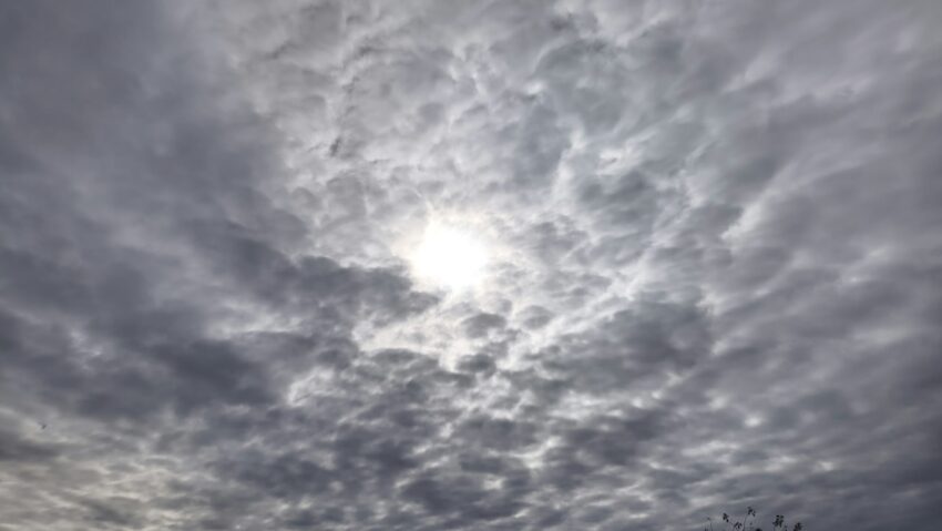 Meteorologii anunță vreme caldă pentru ziua de marți
