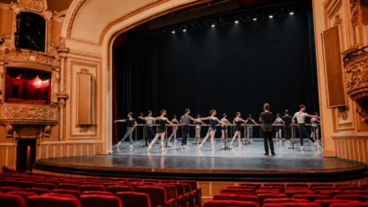Ora de studii a balerinilor Operei Naționale București, deschisă publicului în premieră, de Ziua Mondială a Baletului