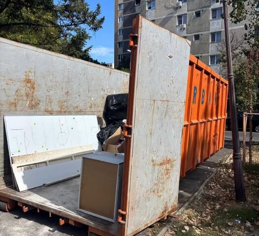 Sector 6: Continuă campania de colectare gratuită a deșeurilor voluminoase